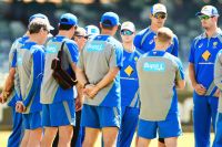 Select Team: Should Australia play two spinners?